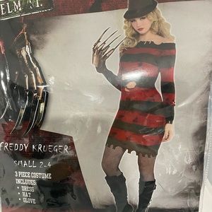 Halloween Costume. Freddy Krueger